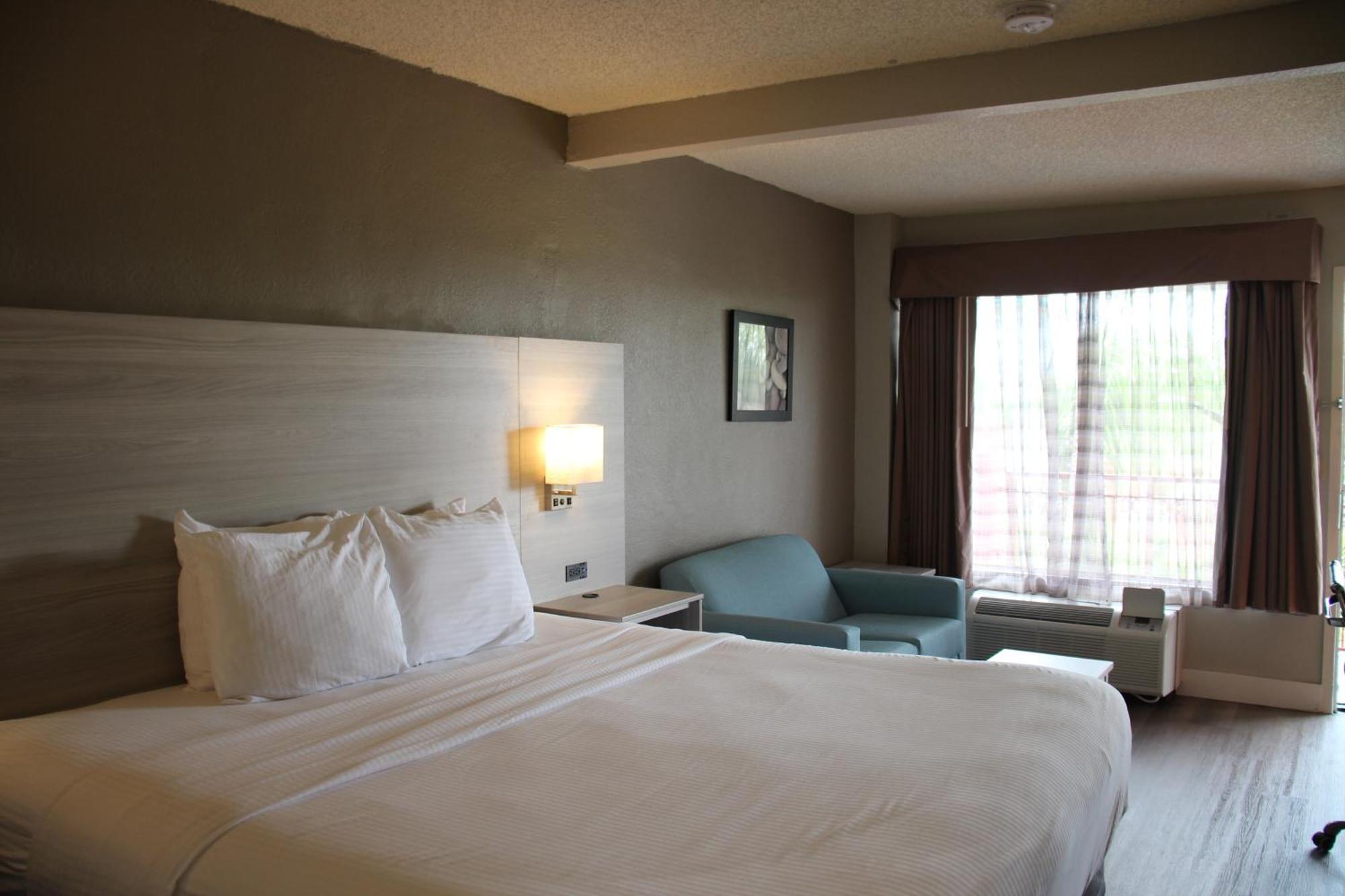 Boca Suites Deerfield Beach; Surestay Collection By BW Экстерьер фото