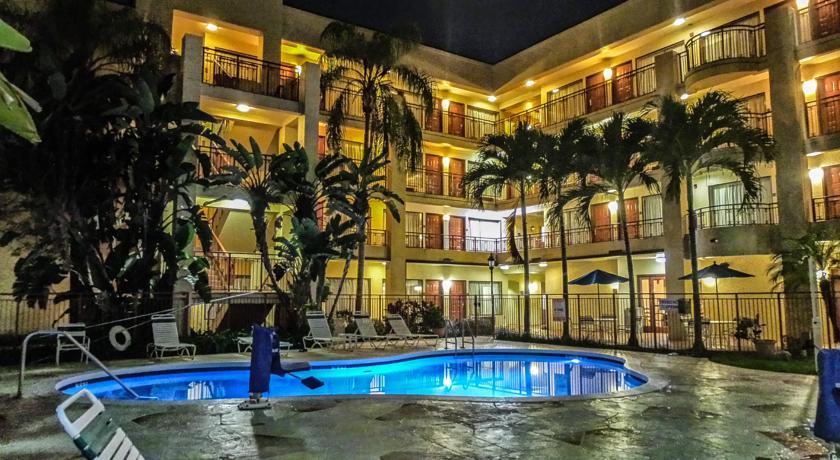 Boca Suites Deerfield Beach; Surestay Collection By BW Экстерьер фото
