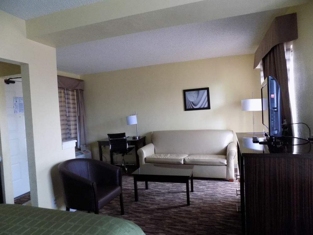Boca Suites Deerfield Beach; Surestay Collection By BW Экстерьер фото